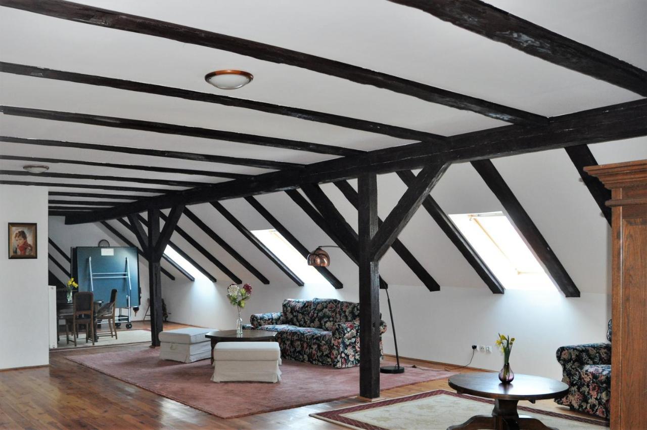 Folwark Goscino-Dwor Bed & Breakfast ภายนอก รูปภาพ