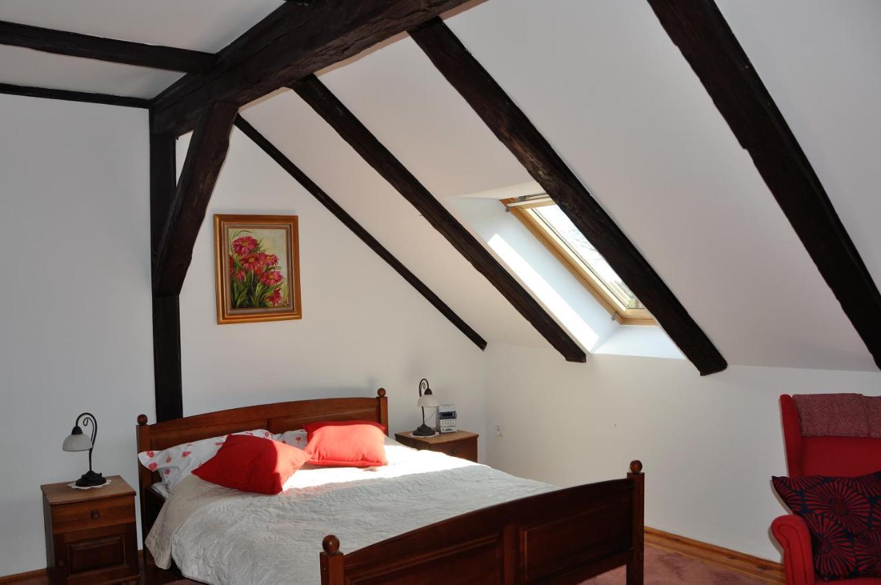 Folwark Goscino-Dwor Bed & Breakfast ภายนอก รูปภาพ