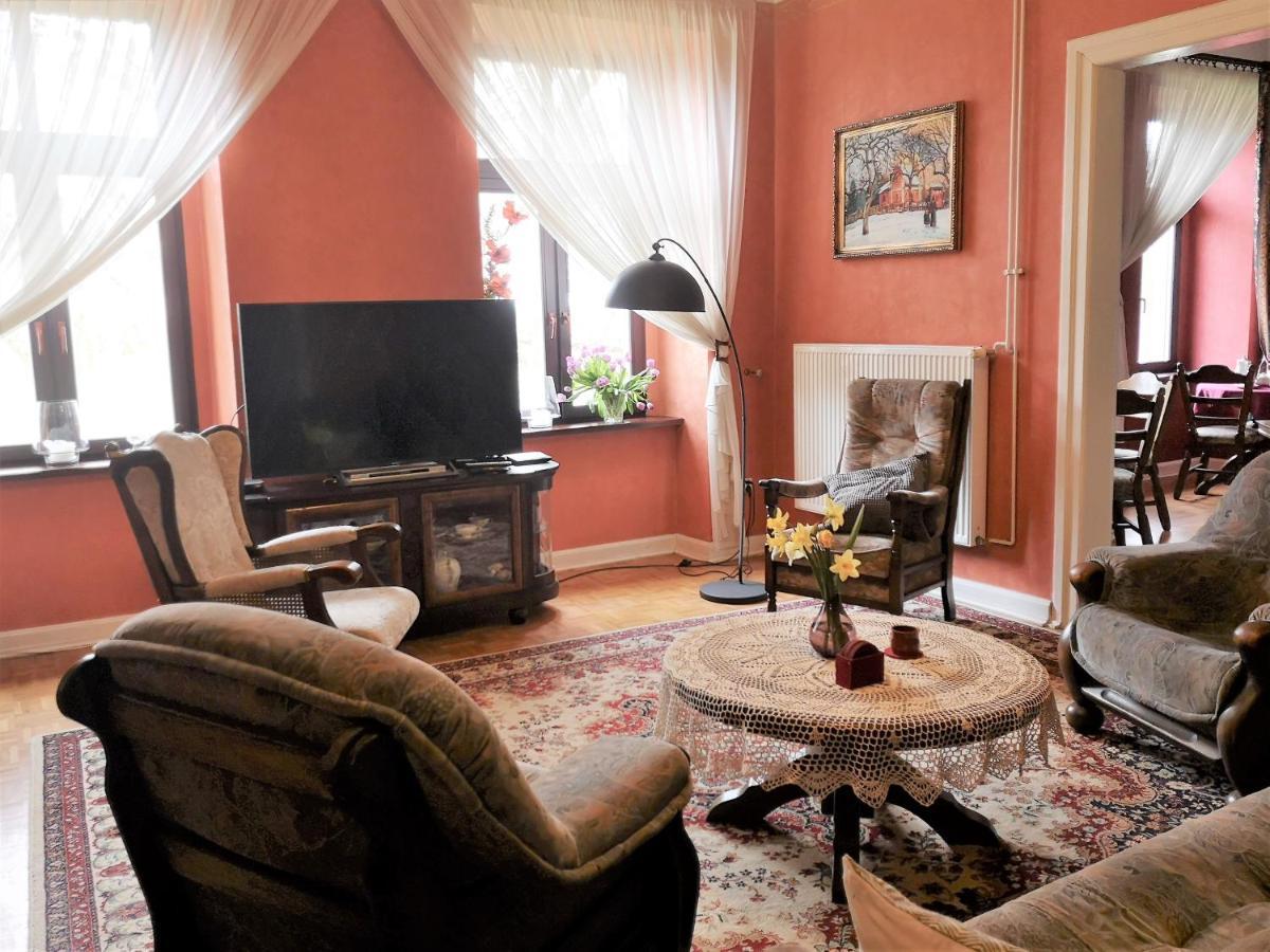 Folwark Goscino-Dwor Bed & Breakfast ภายนอก รูปภาพ